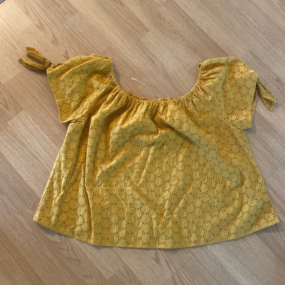 Mustard off the shoulder top.